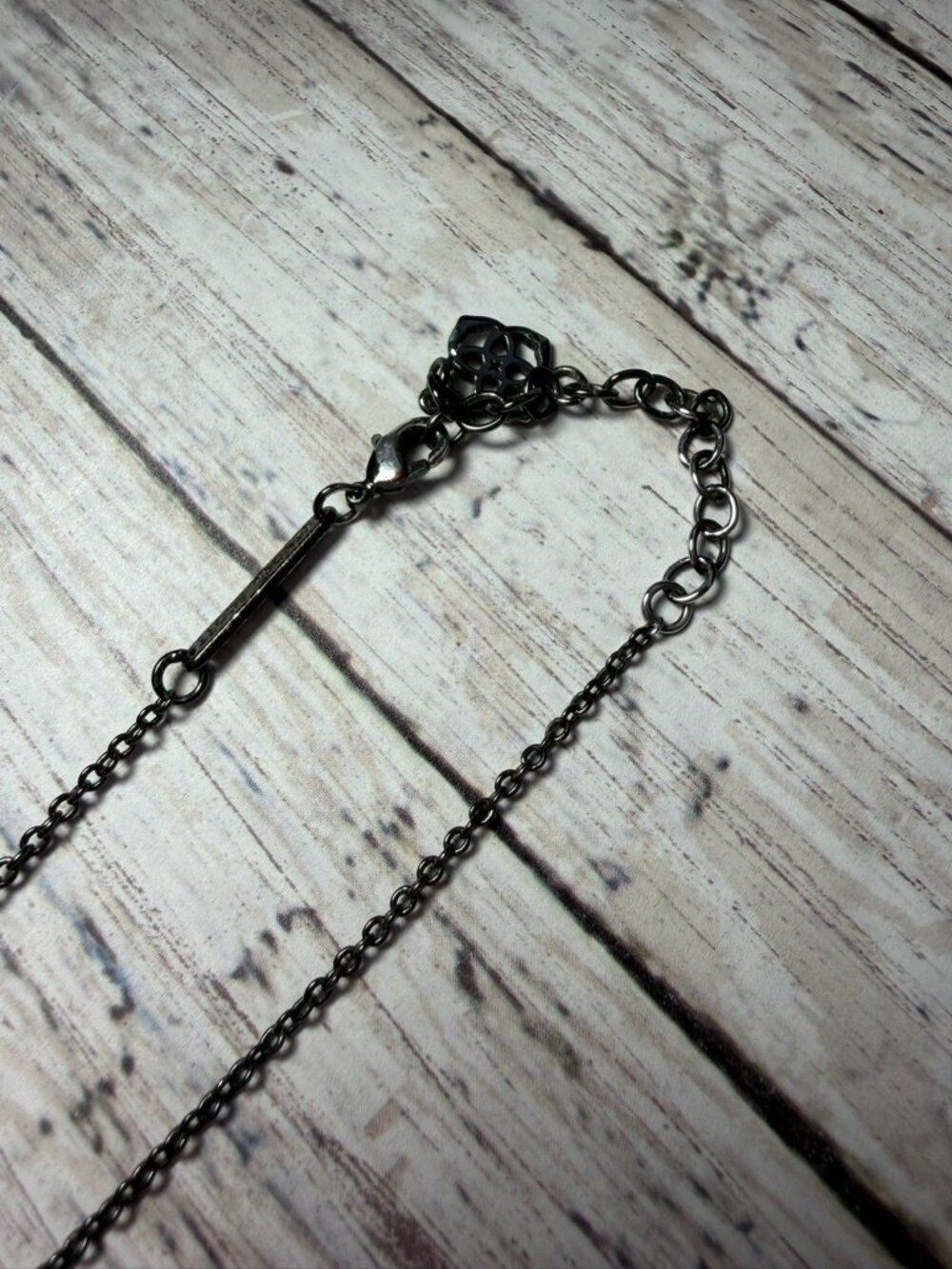 Kendra Scott Black on Black Elisa Pendant Necklace - Picture 2 of 3